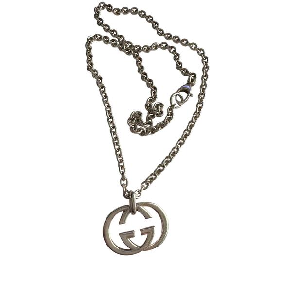 GUCCI Interlocking GG Logo Necklace (18") Sterling Silver - Picture 4 of 16